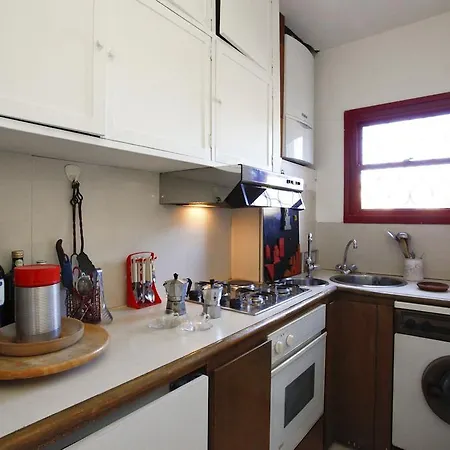 Citiesreference - Pantheon Three Bedroom *
